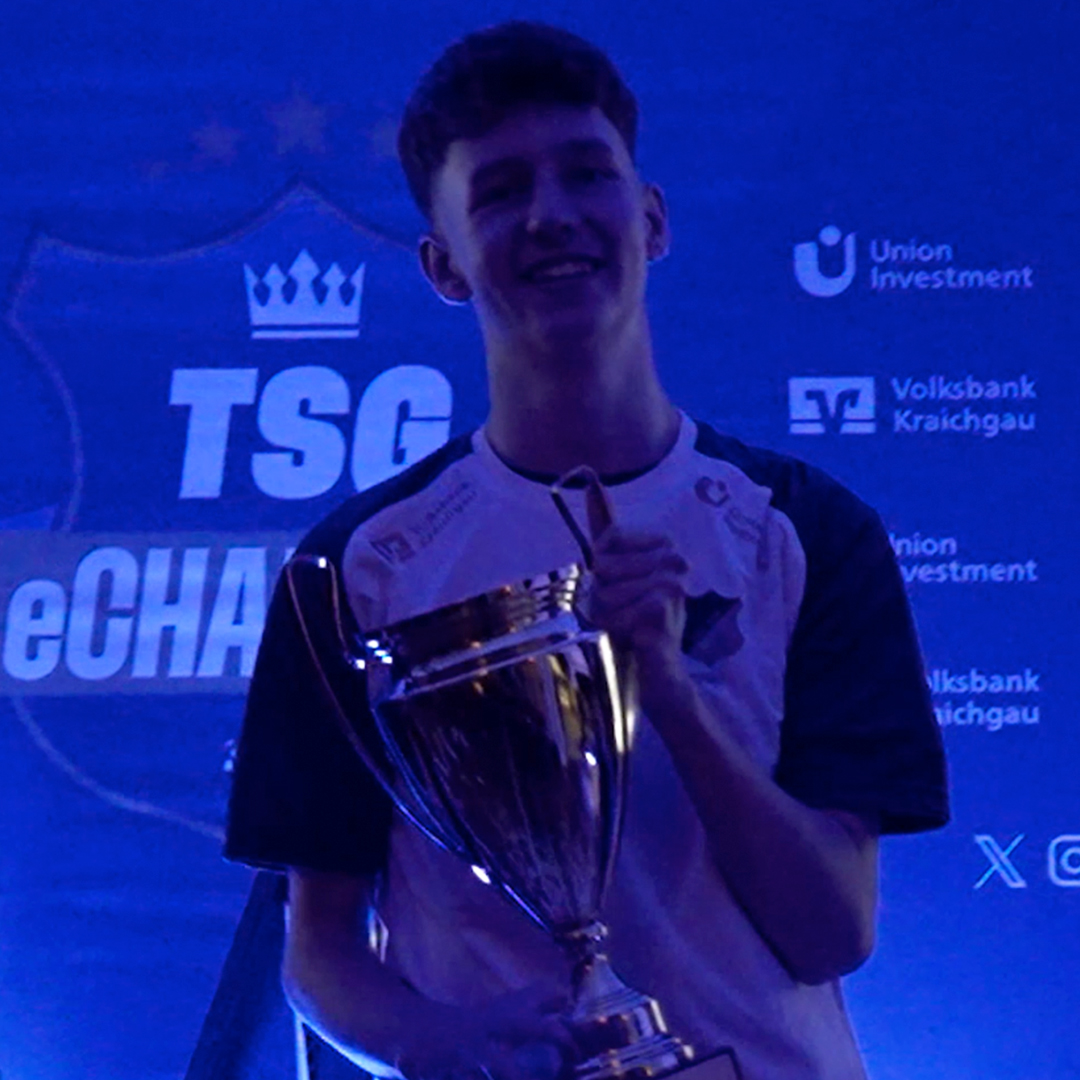 Sebastian "X_Sebol_X" Golenia